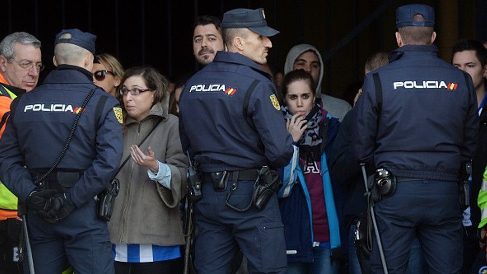 Ilustrasi Polisi Spanyol. Copyright: © GETTY IMAGES